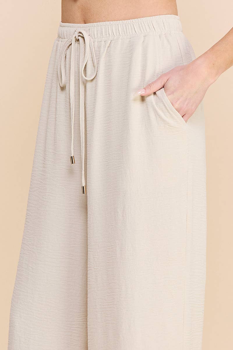 Airy Drawstring Pants: Latte / M